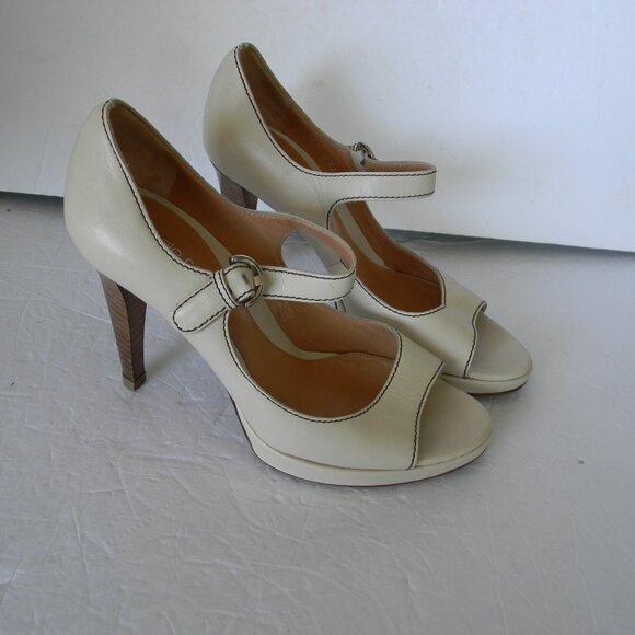 SERGIO ROSSI CREAM/IVORY LEATHER WOOD HEEL OPEN TOE MADE IN ITALY HEELS SZ 35.5 - Picture 3 of 8